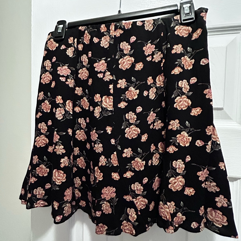 American Eagle Outfitters Black Floral Skater Skirt